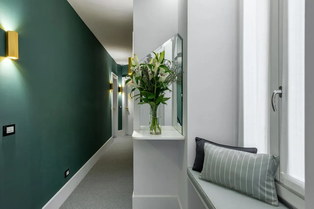 M20 Boutique Hotel 밀라노 2*,  이탈리아